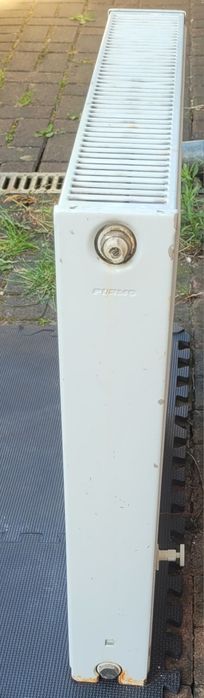 Grzejnik panelowy CO kaloryfer 600x600x102mm purmo compact C22