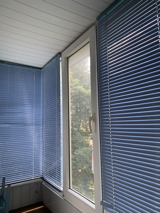 Продам 2 кв  4 поверх ( торг)