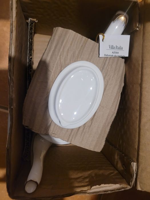 Nowy serwis porcelanowy Villa Italia Clara Gold Ivory 2 os. Dzbanek