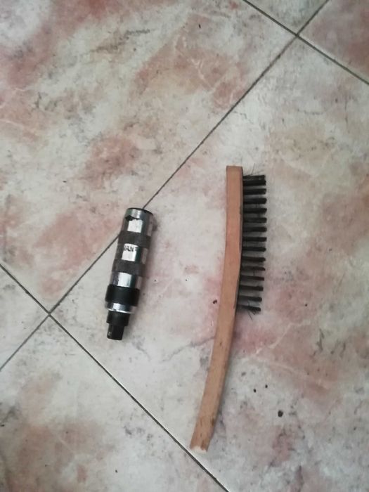 chave para torneira lava loiça , escova aço , chaves de bocas