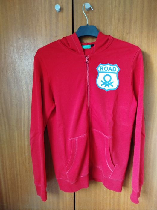 Casaco  14 anos com capuz marca Benetton