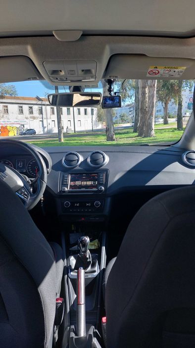 Excelente oportunidade seat ibiza 1.2 St FR, só 1 dono.