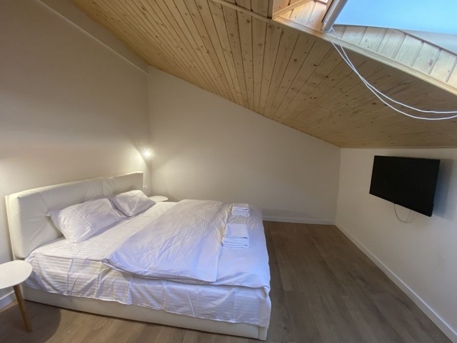 Від власника, вільно сьогодні в центрі Львова, все нове після ремонту.