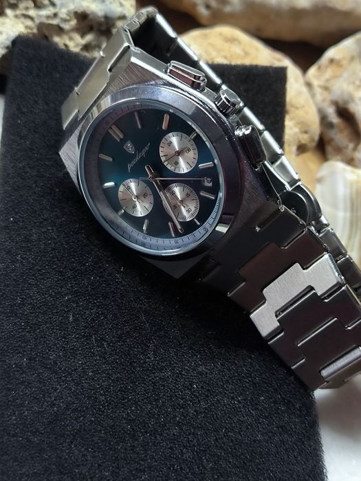 Продам годинник Poedagar!