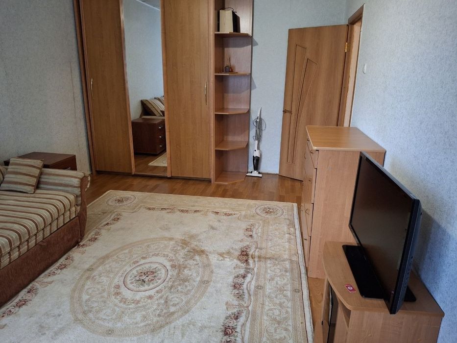 Оренда БЕЗ КОМІСІЇ. Здам 1к квартиру Троєщина, Червоної Калини 26Б. Газова плита, 2 поверх, Бойлер