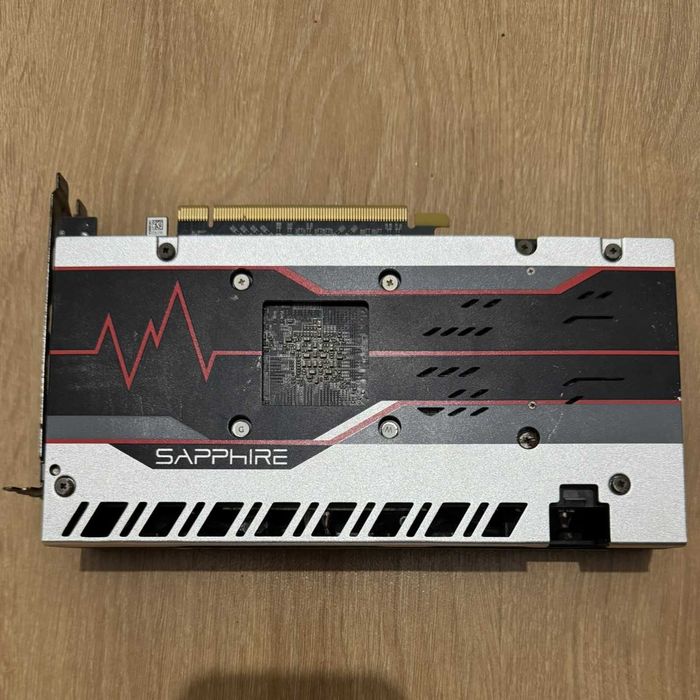 Sapphire Pulse RX 570 8GB avariada / para peças