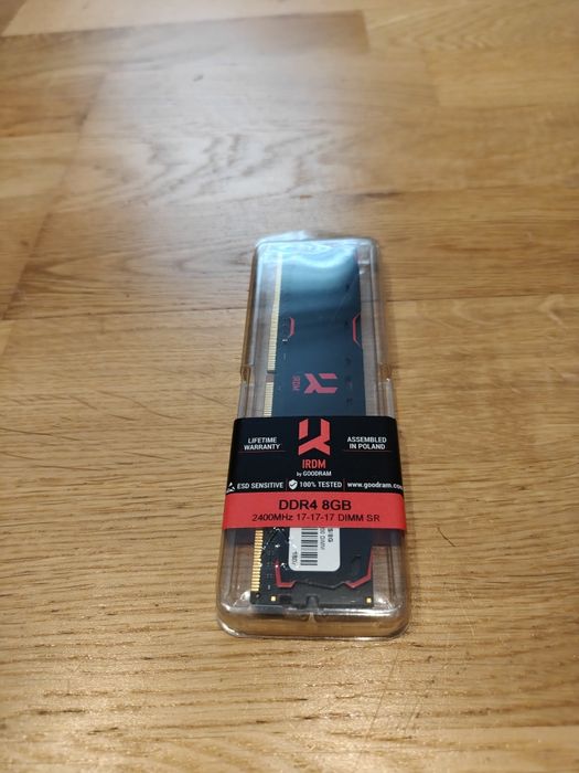 GOODRAM IRDM 16GB DDR4 (2×8GB) 2400MHz – komplet