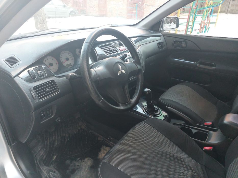 Mitsubishi lancer 9 2008 року 1,6 газ-бензин