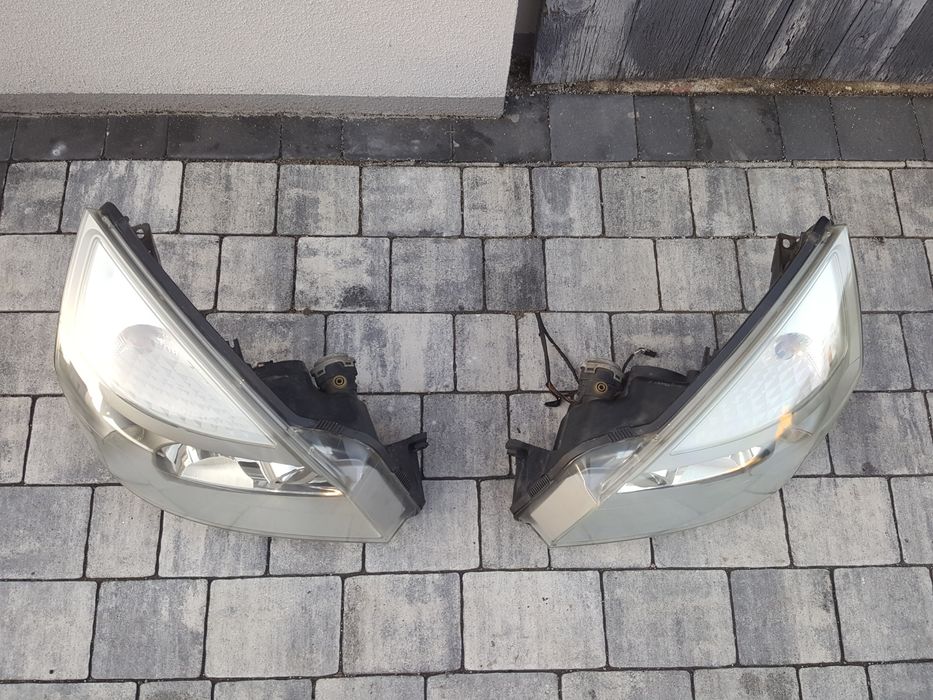 Renault Espace IV lampa Lewa Prawa przód xenon przednia