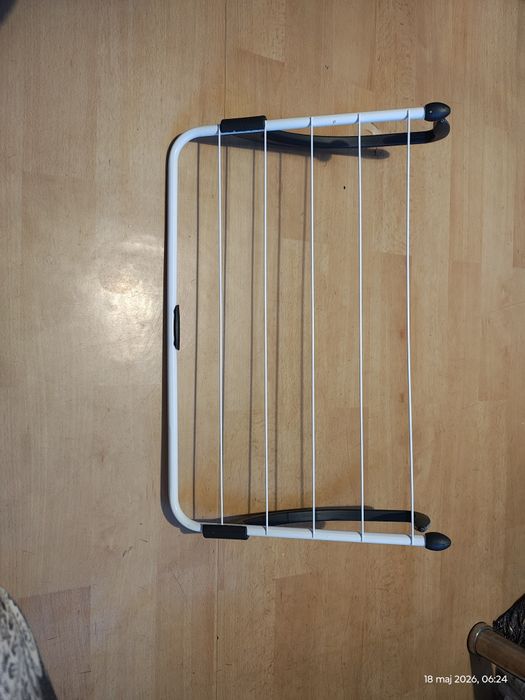 Suszarka na pranie wisząca balkonowa, na wannę, kaloryfer, grzejnik Vileda