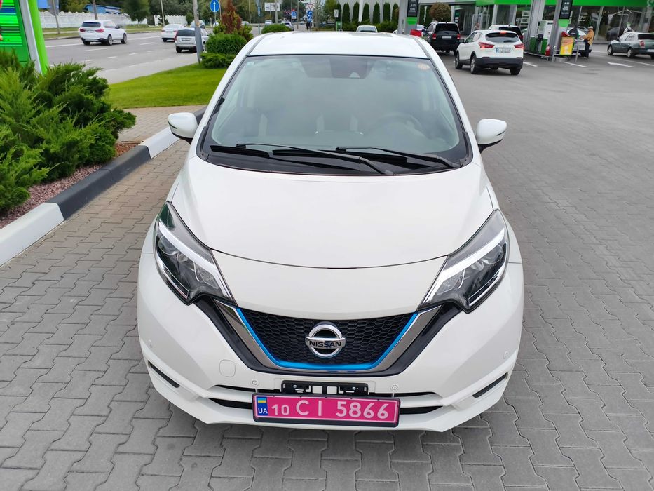 Продам Nissan Note 2020р. E-Power 3.5л.-100км