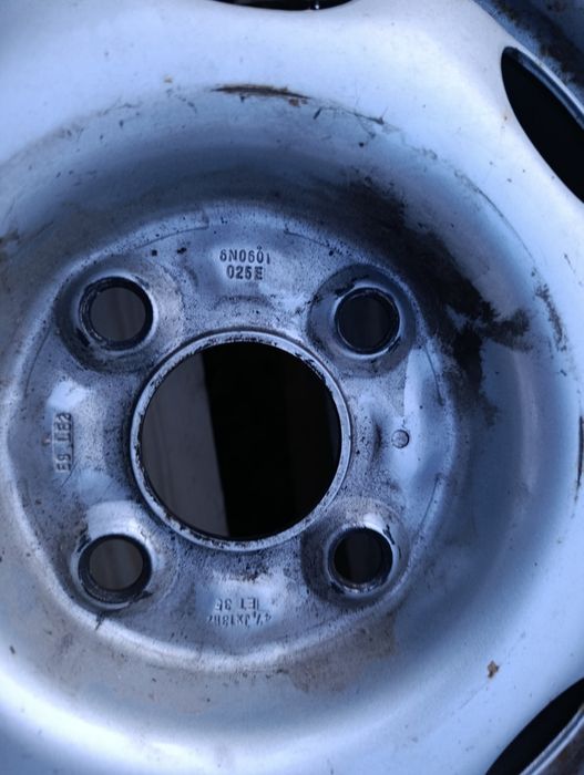 Koła 13" 4x100 155/70R13 VW przyczepka