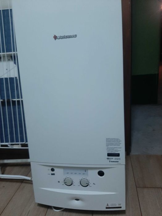 Aparelho de Aquecimento a Gás VULCANO ZWA24-3K como Novo