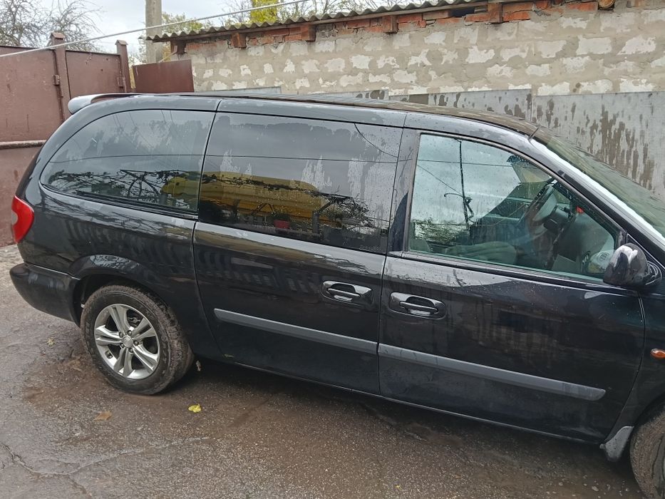 Chrysler gr.voyager 2006 год