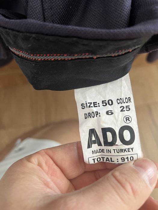 Чоловічий косюм трійка ,в ідеальному стані . Шикарна якість