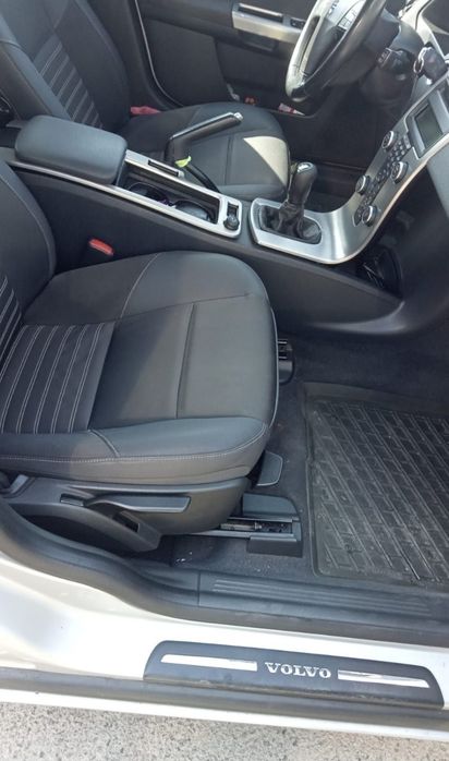 Volvo V50   2008