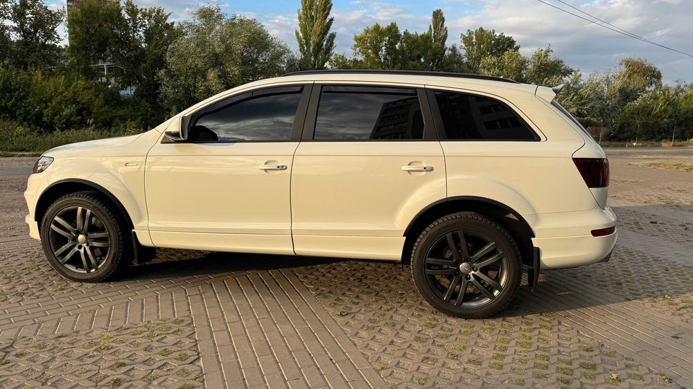 AUDI Q7 Prestige 2014