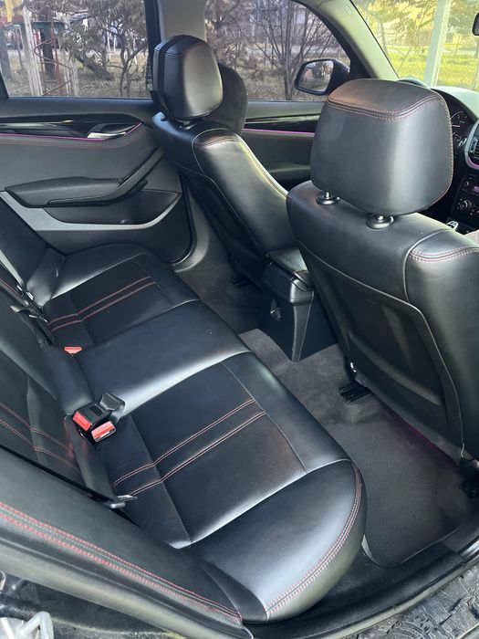 Продаю власний автомобіль BMW X1 E84 xDrive18d 2014 року