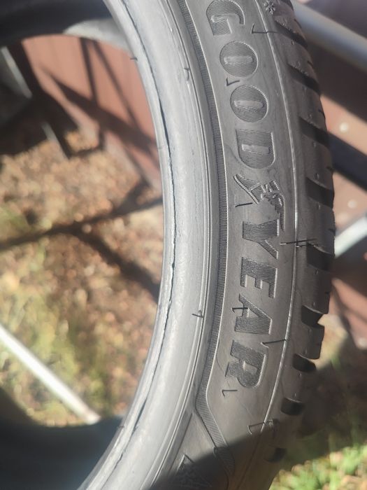 Opony wielozesonowe Goodyear Vector 225/40/18 92Y Dot 3424