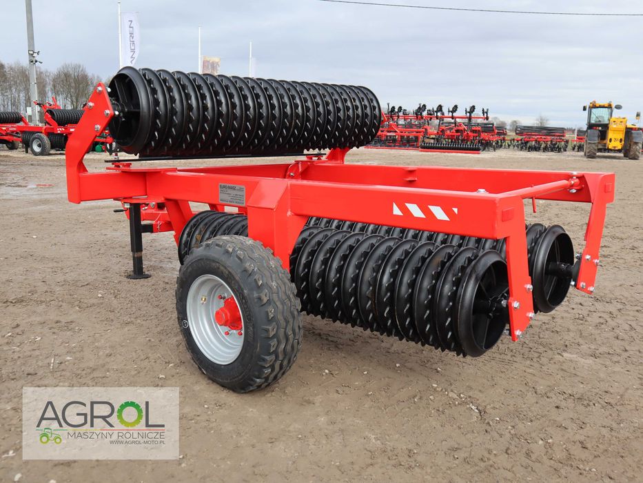 Wał posiewny ciągany włóka Euro-Masz 4m 5m 6m cambridge Expom