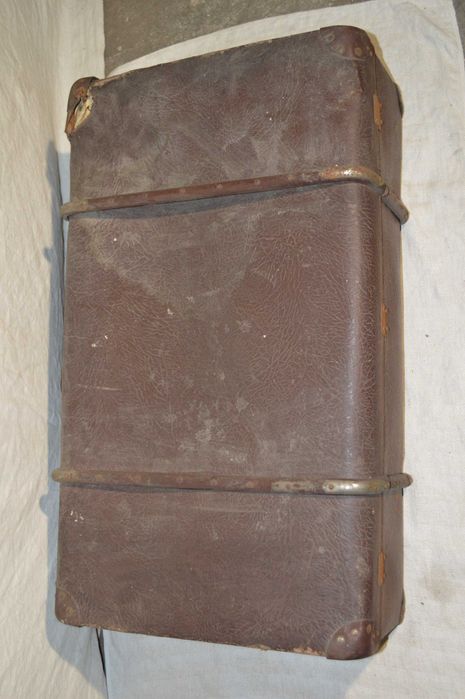 Stary kufer podróżny walizka prl antyk retro 74x44x23
