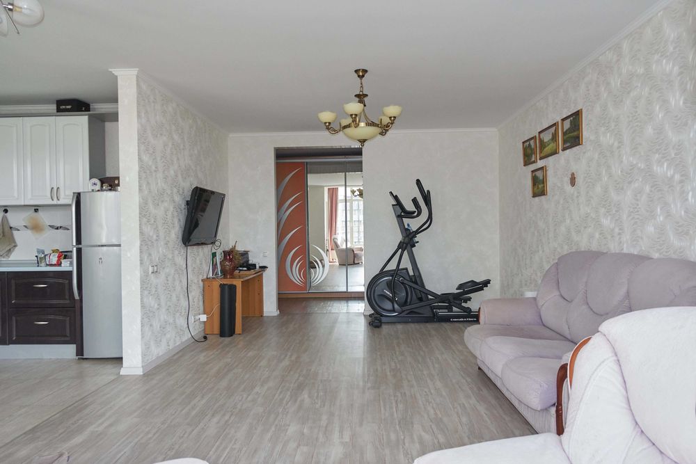 3к квартира продаж ЖК "Ліко-Град" вул. Ю. Здановської 54А. Меблі техніка. Терміново! М Васильківська Іподром