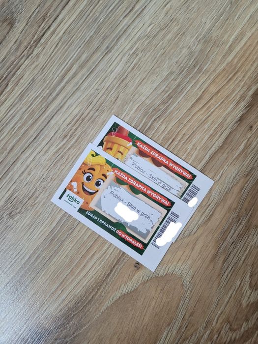 2 skiny do robloxa