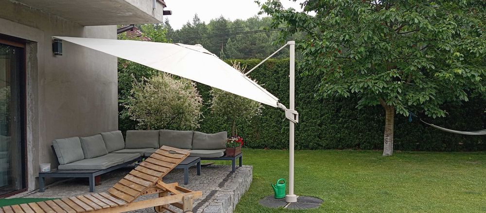Parasol ogrodowy z regulowanym daszkiem 3m