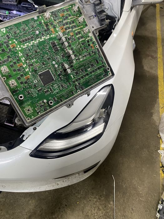 Tesla діагностика, кодування блоків, додавання ключів, відновл. та ін.