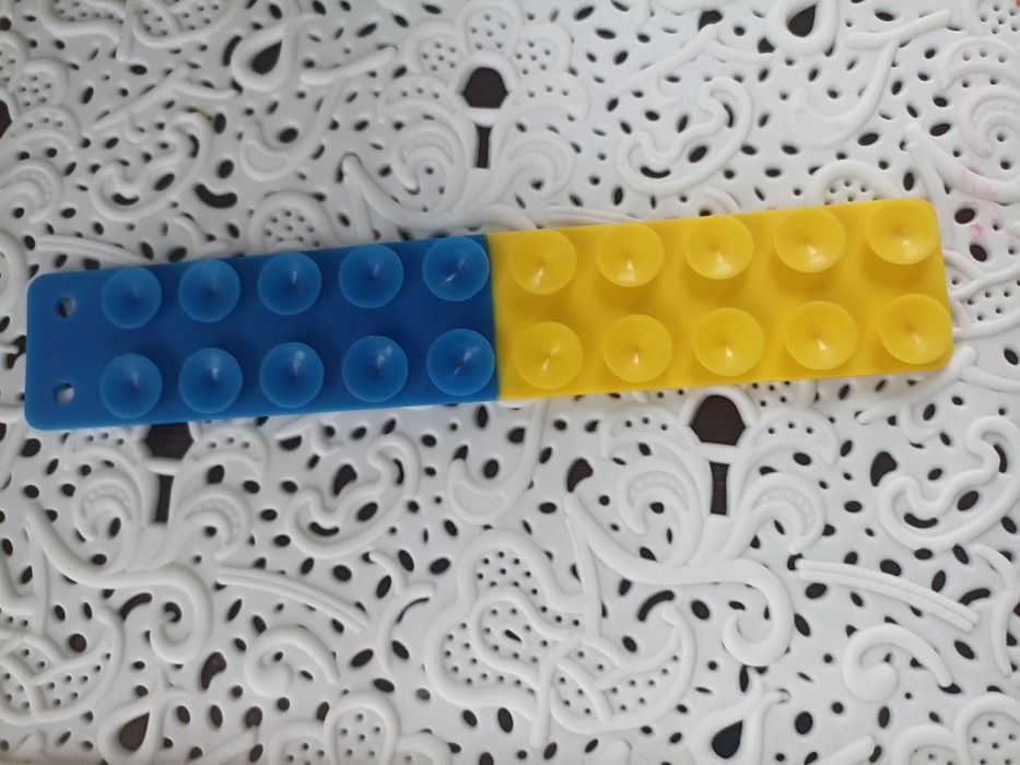 Лепучка іграшка )