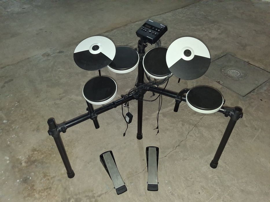 Bateria eletrónica roland TD-02 (novo)