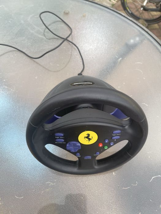 Кермо thrustmaster