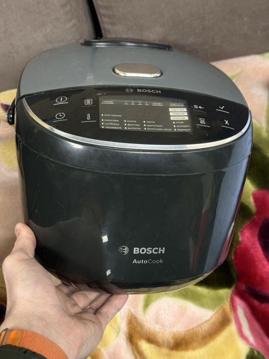 Мультиварка Bosch AutoCook модель MUC22B42RU  або cnmc01a