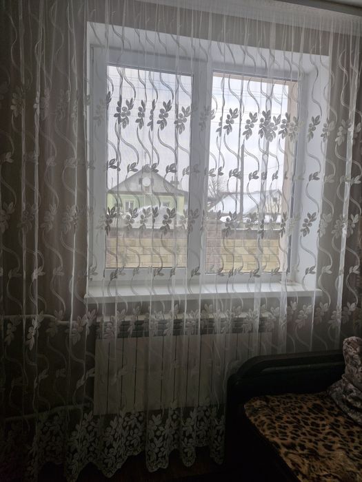 тюль молочного кольору