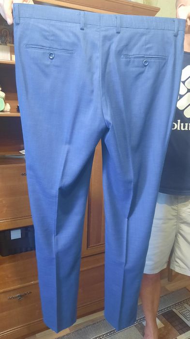 Продам мужской костюм.