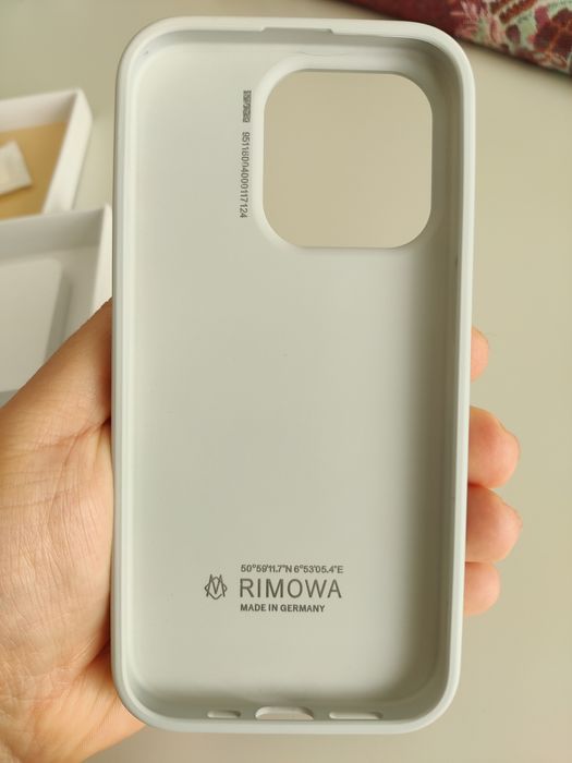 Capa Rimowa iPhone 15 Pro