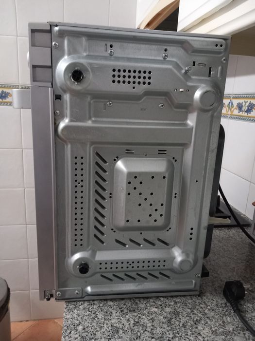 COMBINADO MICROONDAS E GRILL. Casa,Trabalho,Garagem,Campismo,Quarto.