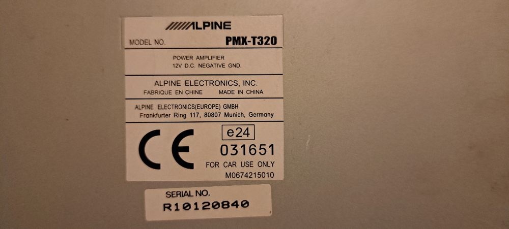 Усилитетль ALPINE