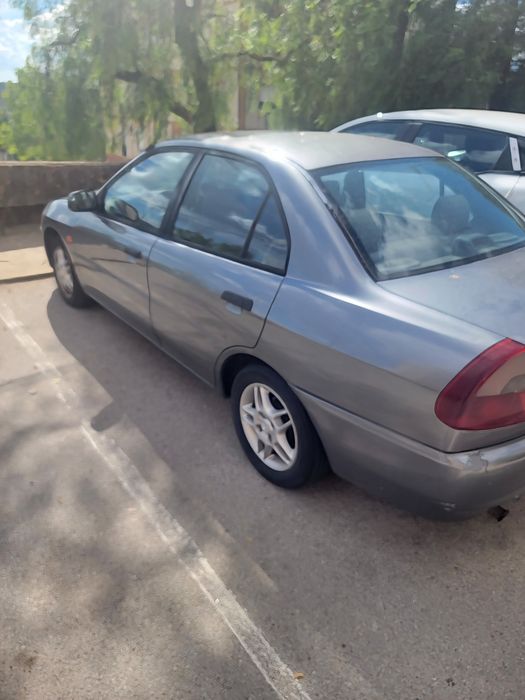Mitsubishi Lancer 1.3 glx