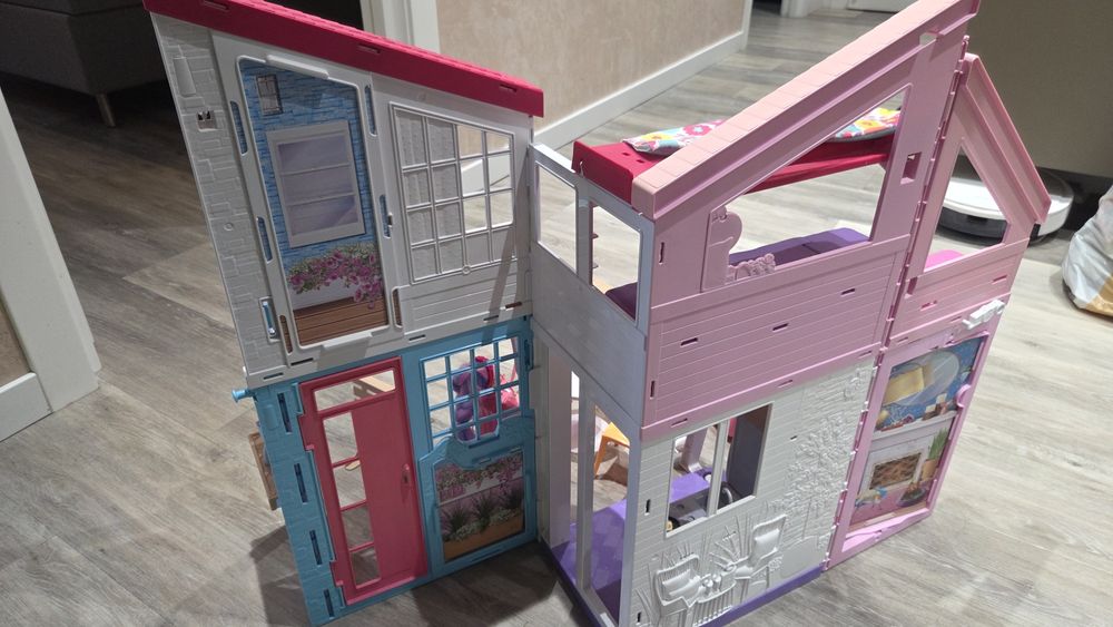 Продам будинок для barbie