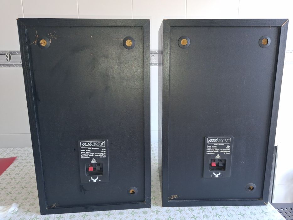 Colunas jamo power 130 S