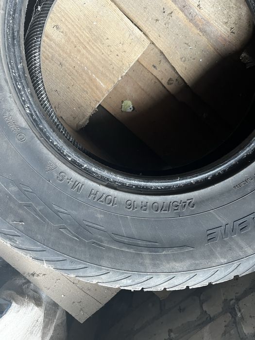 Шини Vredestone 245/70R16 -2 шт. зима