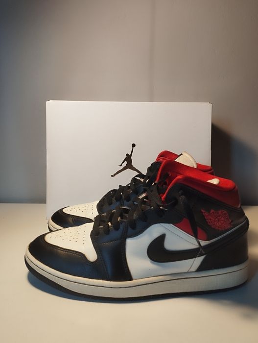 Jordan 1 MID Gym Red panda