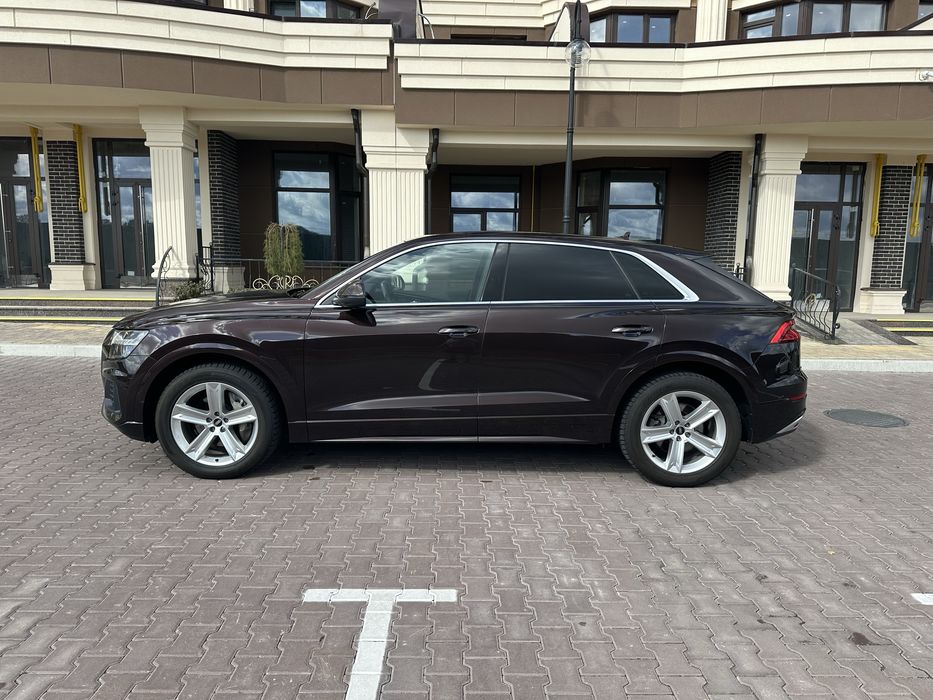 AUDI Q8 3.0 D 2021 офіц.