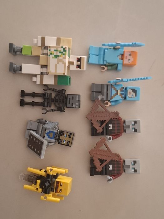 Figurki lego minecraft mała kolekcja
