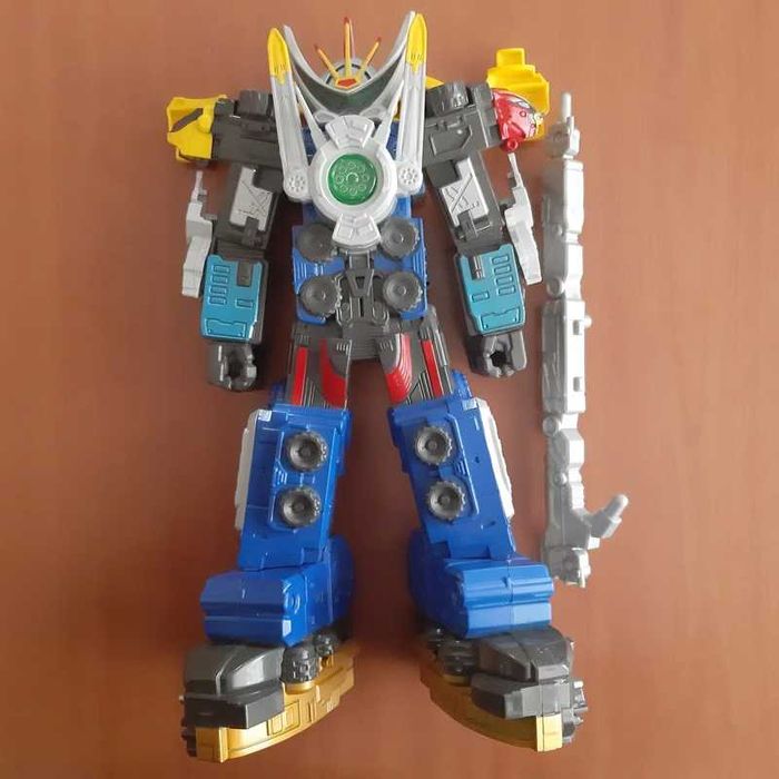 Power Rangers Beast X Ultrazord Figura Hasbro, 34cm, com sons e luzes.