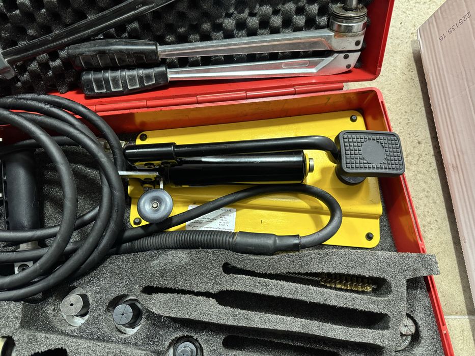 Пресс в ідеальному станні, майже як новийREHAU!!