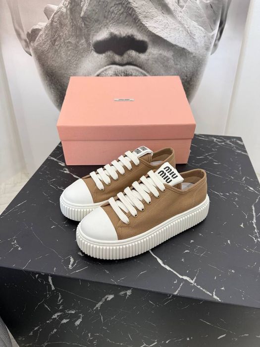 Trampki Sneakers miu miu na platformie