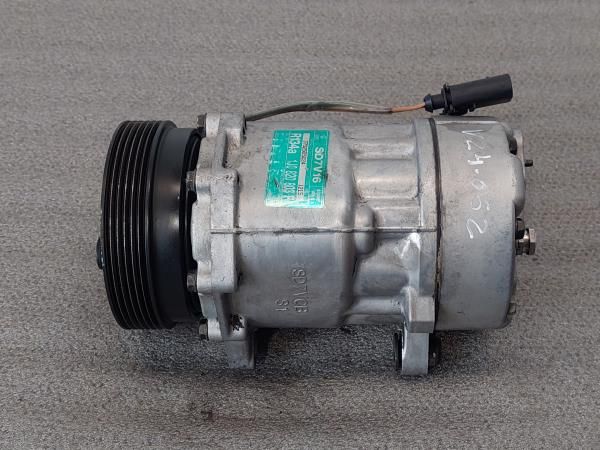 Compressor AC VOLKSWAGEN Golf IV (1J1)