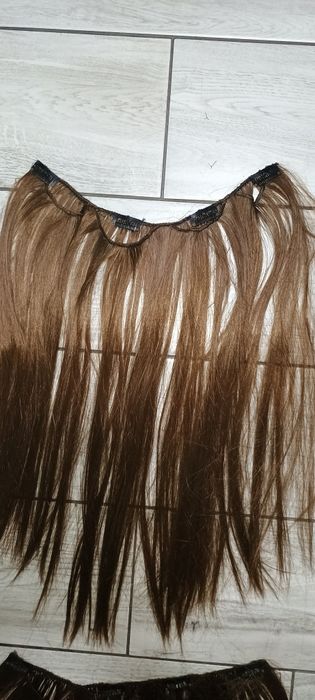 Przedłużki syntetyczne włosy doczepiane na zatrzaski